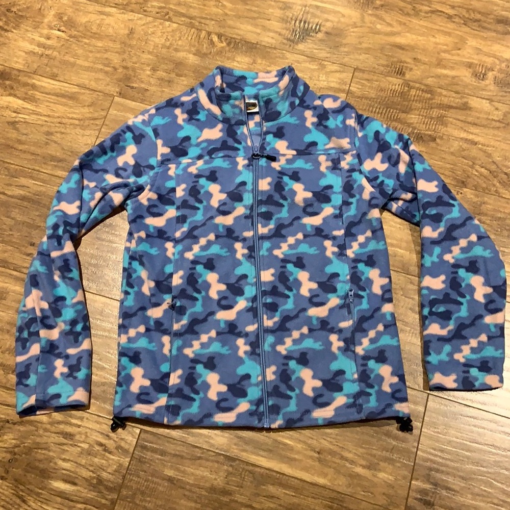 Bass Pro Shop outdoor kids blue/pink camo cozy full zip sweater